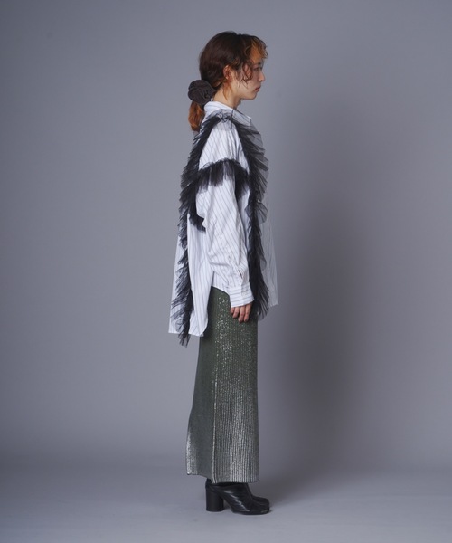 terrace(テラス)の「チュールレイヤードドッキングストライプシャツ(シャツ/ブラウス・レディース・ブラック系/ホワイト系・MEDIUM)」の15枚目の写真