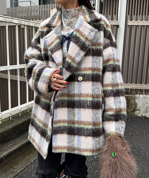 HELLO.SANFRANCISCO（ハローサンフランシスコ）の「【HELLO.SANFRANCISCO/ハローサンフランシスコ】チェックシャギーオーバーコート（その他アウター・レディース・ホワイト/ブラウン・ONE SIZE）」の3枚目の写真