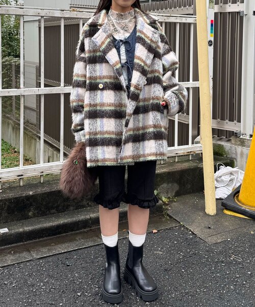 HELLO.SANFRANCISCO（ハローサンフランシスコ）の「【HELLO.SANFRANCISCO/ハローサンフランシスコ】チェックシャギーオーバーコート（その他アウター・レディース・ホワイト/ブラウン・ONE SIZE）」の7枚目の写真