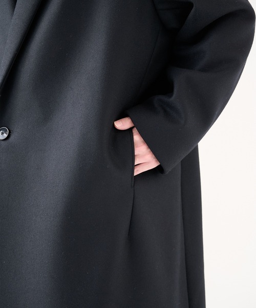 STUDIOUS（ステュディオス）の「【STUDIOUS】Super140 Wool Melton Over Chester Coat/S140ウールメルトンオーバーチェスター（チェスターコート・メンズ・ダークグリーン/ブラック/グレイッシュベージュ・1/2）」の6枚目の写真