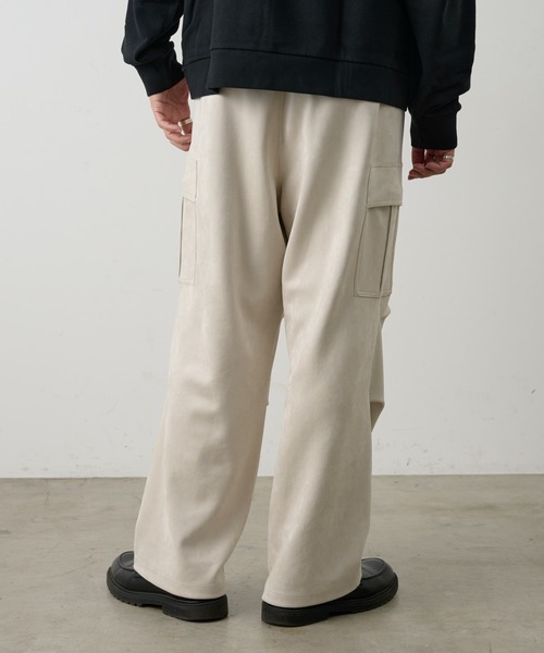 COLONY 2139（コロニートゥーワンスリーナイン）の「シンセティックスエードカーゴパンツ（その他パンツ・メンズ・チャコールグレー/ブラック/アイボリー・LARGE/MEDIUM）」の6枚目の写真
