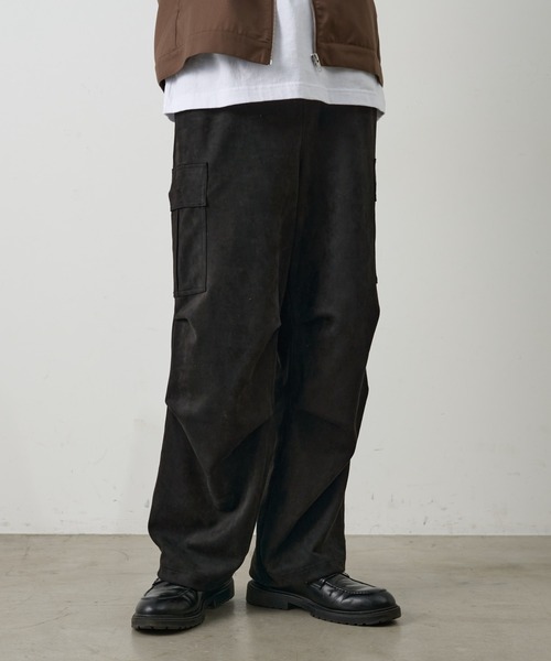 COLONY 2139（コロニートゥーワンスリーナイン）の「シンセティックスエードカーゴパンツ（その他パンツ・メンズ・チャコールグレー/ブラック/アイボリー・LARGE/MEDIUM）」の15枚目の写真