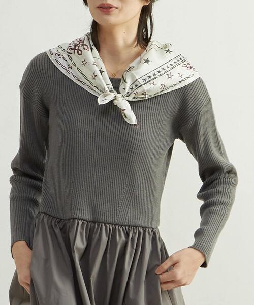 CONVERSE TOKYO（コンバーストウキョウ）の「SNAKE ＆ ROSE SILK SCARF（バンダナ/スカーフ・レディース・アイボリー/ネイビー・FREE）」の6枚目の写真