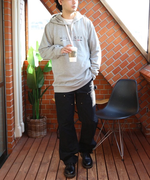 TOMMY HILFIGER(トミーヒルフィガー)の「TOMMY HILFIGER ロゴプルオーバーパーカー(パーカー・メンズ・グレー/ネイビー・X-LARGE/MEDIUM/LARGE)」の7枚目の写真