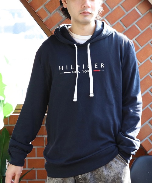 TOMMY HILFIGER(トミーヒルフィガー)の「TOMMY HILFIGER ロゴプルオーバーパーカー(パーカー・メンズ・グレー/ネイビー・X-LARGE/MEDIUM/LARGE)」の15枚目の写真