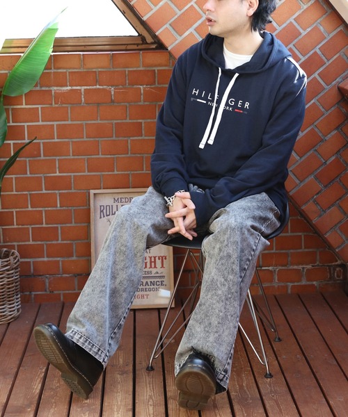 TOMMY HILFIGER(トミーヒルフィガー)の「TOMMY HILFIGER ロゴプルオーバーパーカー(パーカー・メンズ・グレー/ネイビー・X-LARGE/MEDIUM/LARGE)」の17枚目の写真