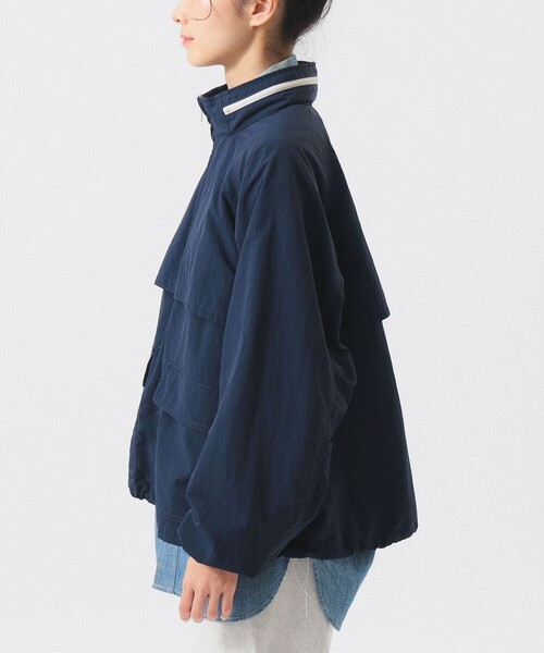 BEAMS BOY(ビームスボーイ)の「ナイロン パッカブル フード ジャケット(ブルゾン・レディース・レッド/ネイビー・1/2)」の20枚目の写真