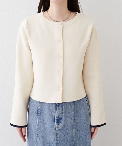 natural couture(ナチュラルクチュール)の「袖口配色ショート丈カーディガン(カーディガン/ボレロ・レディース・ブルー/アイボリー/ピンク/チャコールグレー/ブラック・FREE)」の13枚目の写真