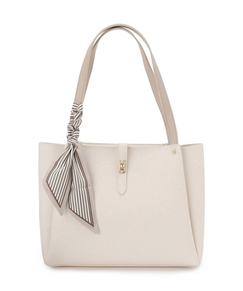 grove（グローブ）の「【人間工学/A4】タックベルトヒネリスカーフトート（トートバッグ・レディース・ブラック/アイボリー系4/ライトグレー・00）」の13枚目の写真