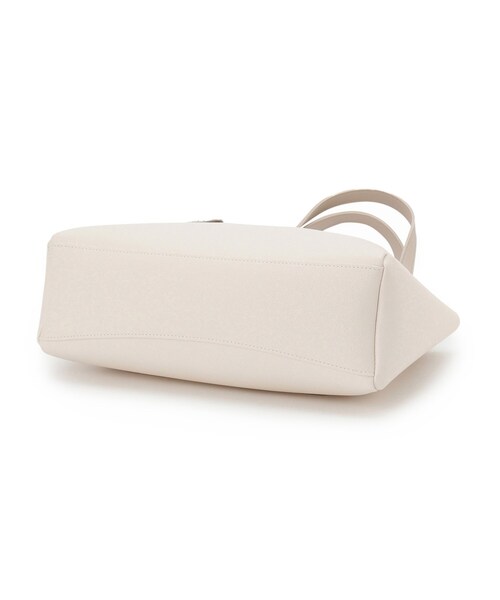 grove（グローブ）の「【人間工学/A4】タックベルトヒネリスカーフトート（トートバッグ・レディース・ブラック/アイボリー系4/ライトグレー・00）」の16枚目の写真