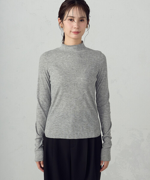 COMME CA ISM（コムサイズム）の「【宮城舞さん着用】シアー テレコ ハイネックカットソー（Tシャツ/カットソー・レディース・イエロー/ホワイト/グレー・X-LARGE/LARGE/MEDIUM/SMALL）」の14枚目の写真