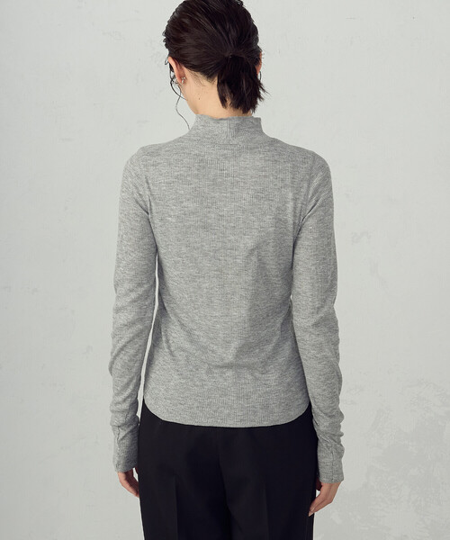 COMME CA ISM（コムサイズム）の「【宮城舞さん着用】シアー テレコ ハイネックカットソー（Tシャツ/カットソー・レディース・イエロー/ホワイト/グレー・X-LARGE/LARGE/MEDIUM/SMALL）」の16枚目の写真