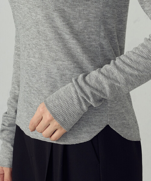 COMME CA ISM（コムサイズム）の「【宮城舞さん着用】シアー テレコ ハイネックカットソー（Tシャツ/カットソー・レディース・イエロー/ホワイト/グレー・X-LARGE/LARGE/MEDIUM/SMALL）」の18枚目の写真