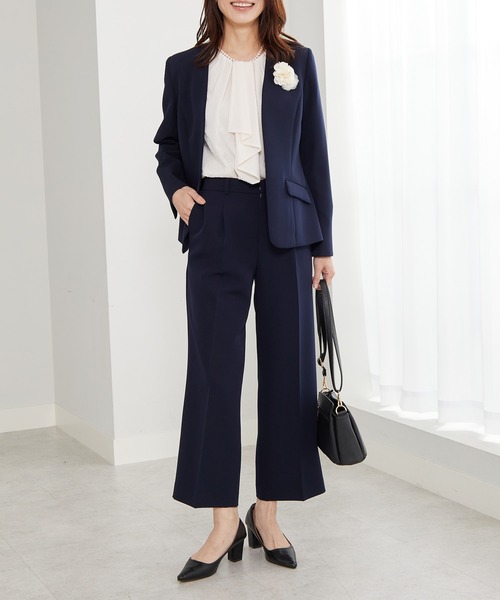 BELLUNA PLUS（ベルーナ）の「＜Ｃ／Ｓ＞センタータックワイドパンツ（その他パンツ・レディース・ネイビー/ベージュ・MEDIUM/LARGE/X-LARGE）」の13枚目の写真