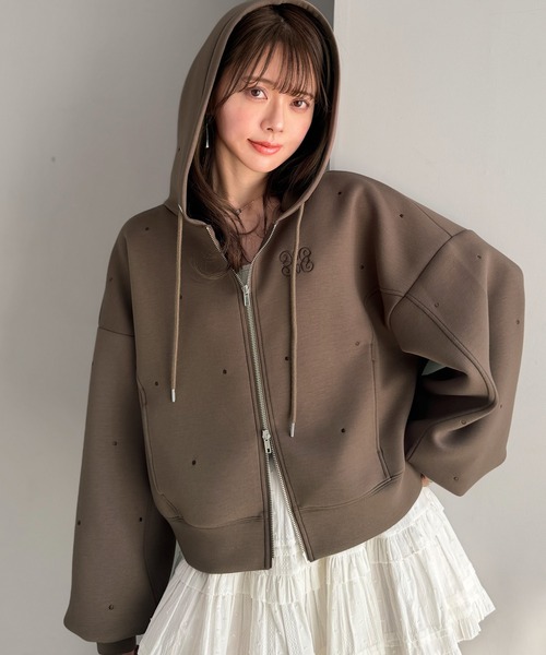 mily bilet(ミウィビレット)の「【mily bilet】旬のドット刺繍×ダブルジップで着こなし広がる主役級パーカー!ドット刺繍ダンボールゆるジップパーカー(パーカー・レディース・アイボリー/ブラック/モカ・X-LARGE/MEDIUM/LARGE/SMALL)」の10枚目の写真