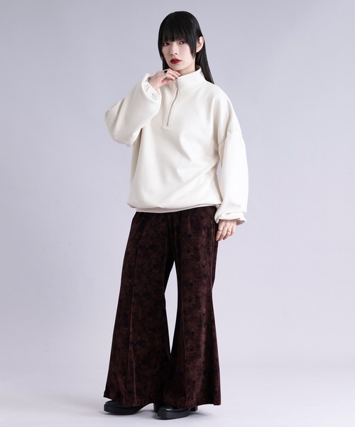 Ellno Loset(エルノロゼット)の「フェイクスエードボリュームハーフジップ(Tシャツ/カットソー・メンズ・アイボリー/チャコール・SMALL/MEDIUM/LARGE)」の3枚目の写真