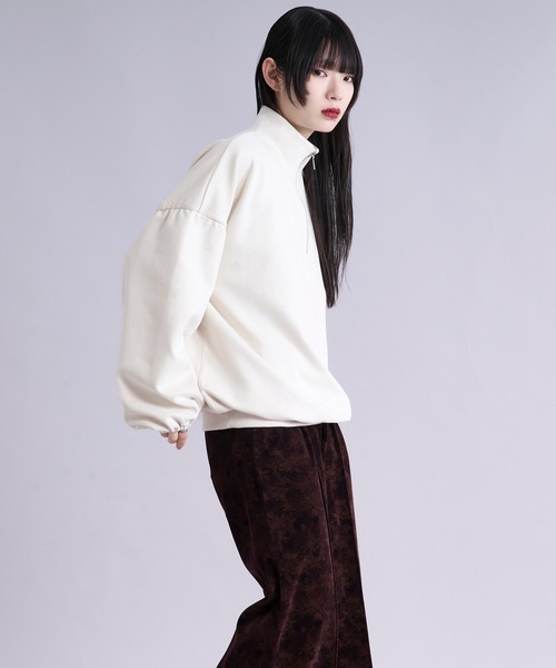 Ellno Loset(エルノロゼット)の「フェイクスエードボリュームハーフジップ(Tシャツ/カットソー・メンズ・アイボリー/チャコール・SMALL/MEDIUM/LARGE)」の7枚目の写真
