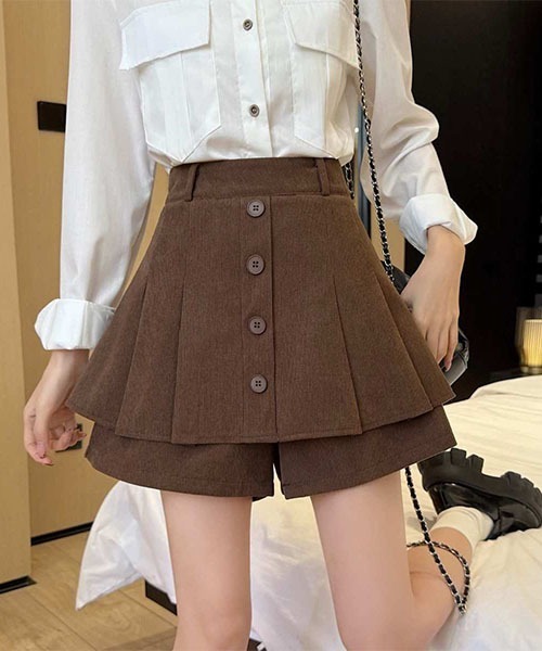 gossip!ロサンゼルス(ゴシップロサンゼルス)の「インナーパンツ仕様 コーデュロイプリーツミニ(その他パンツ・レディース・ブラウン/ブラック・M/S)」の6枚目の写真