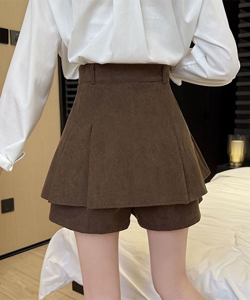 gossip!ロサンゼルス(ゴシップロサンゼルス)の「インナーパンツ仕様 コーデュロイプリーツミニ(その他パンツ・レディース・ブラウン/ブラック・M/S)」の8枚目の写真
