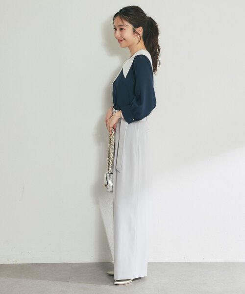 La boutique BonBon（ラブティックボンボン）の「【今すぐお届け！・小顔見え】アシメビッグカラーブラウス（シャツ/ブラウス・レディース・ホワイト/サックスブルー/ネイビー・FREE）」の21枚目の写真