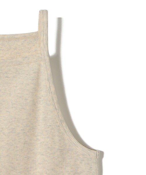 SHIPS(シップス)の「【SHIPS別注】GGG:〈手洗い可能〉スクエアネック リブ タンクトップ(キャミソール・レディース・レッド/ブラウン/ネイビー/ベージュ・ONE SIZE)」の15枚目の写真