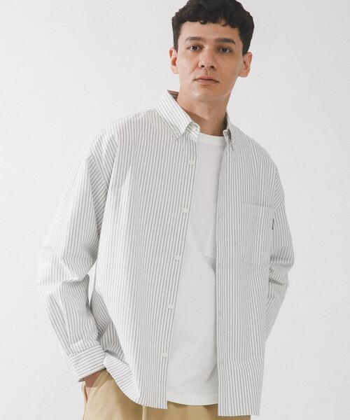URBAN RESEARCH Sonny Label（アーバンリサーチサニーレーベル）の「抗菌オックスボタンダウンオーバーシャツ（シャツ/ブラウス・メンズ・オフホワイト/ブルー/ホワイト系その他・MEDIUM/LARGE/X-LARGE）」の15枚目の写真