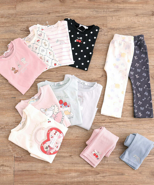 SLAP SLIP（スラップスリップ）の「【スララク/防汚加工/オーガニックコットン】ときめきデザイン女の子長袖Tシャツ(80~130cm)（Tシャツ/カットソー・キッズ・ピンク系その他/ブラック/ピンク/グリーン/ホワイト系その他/ブルー/オフホワイト/ホワイト系その他2・80ｃｍ/90cm/110cm/100cm/130cm/120cm）」の10枚目の写真