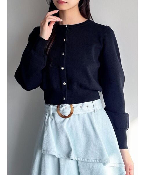 RESEXXY（リゼクシー）の「クルーネックニットカーディガン（カーディガン/ボレロ・レディース・ブラック/アイボリー/ライトグレー/レッド/ピンク・FREE）」の2枚目の写真