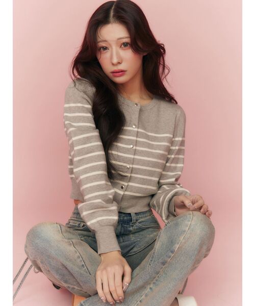 RESEXXY（リゼクシー）の「クルーネックニットカーディガン（カーディガン/ボレロ・レディース・ブラック/アイボリー/ライトグレー/レッド/ピンク・FREE）」の7枚目の写真