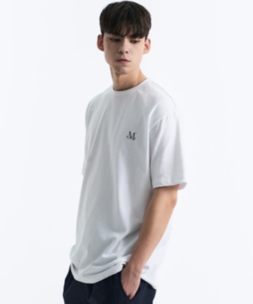 MUCENT(ムセント)の「◇MUCENT◇ブランド直輸入正規品/MUCENT SIGNATURE BACK LOGO LOOSE FIT T シグネチャーバックラウンド円形ロゴ半袖Tシャツ(Tシャツ/カットソー・レディース・ホワイト・L/M)」の4枚目の写真