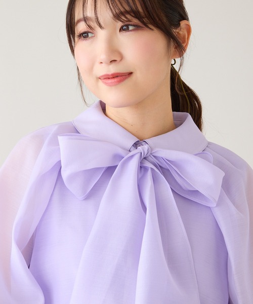 Rose Tiara(ローズティアラ)の「リボンタイボリューム袖ブラウス(シャツ/ブラウス・レディース・ブラック/オレンジ/バイオレット/オフホワイト・46/42/38)」の16枚目の写真