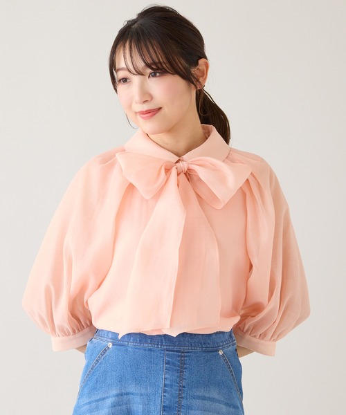 Rose Tiara(ローズティアラ)の「リボンタイボリューム袖ブラウス(シャツ/ブラウス・レディース・ブラック/オレンジ/バイオレット/オフホワイト・46/42/38)」の7枚目の写真