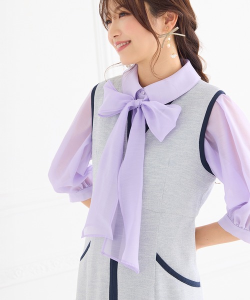 Rose Tiara(ローズティアラ)の「リボンタイボリューム袖ブラウス(シャツ/ブラウス・レディース・ブラック/オレンジ/バイオレット/オフホワイト・46/42/38)」の18枚目の写真