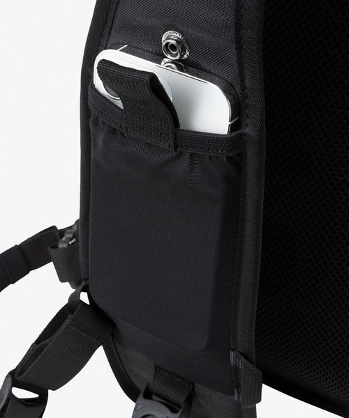 THE NORTH FACE(ザノースフェイス)の「【THE NORTH FACE/ザ ノースフェイス】リープスリング(ボディバッグ/ウエストポーチ・メンズ・ブラック/レッド/ホワイト・FREE)」の9枚目の写真