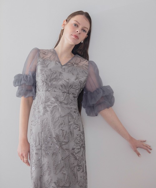 Leja（レジャ）の「【LEJA】オーガンジーフリルスリーブフラワースパンコールIラインワンピースドレス美脚効果結婚式 パーティードレス 成人式 二次会 同窓会 お呼ばれ オケージョン 20代 30代（ドレス・レディース・ブラック/グレー・SMALL/MEDIUM）」の14枚目の写真