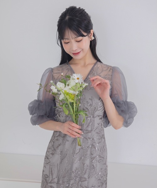 Leja（レジャ）の「【LEJA】オーガンジーフリルスリーブフラワースパンコールIラインワンピースドレス美脚効果結婚式 パーティードレス 成人式 二次会 同窓会 お呼ばれ オケージョン 20代 30代（ドレス・レディース・ブラック/グレー・SMALL/MEDIUM）」の20枚目の写真