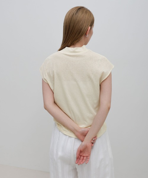 select MOCA（セレクトモカ）の「プチハイフレンチスリーブトップス（Tシャツ/カットソー・レディース・チャコールグレー/ブラック/アイボリー・FREE）」の5枚目の写真