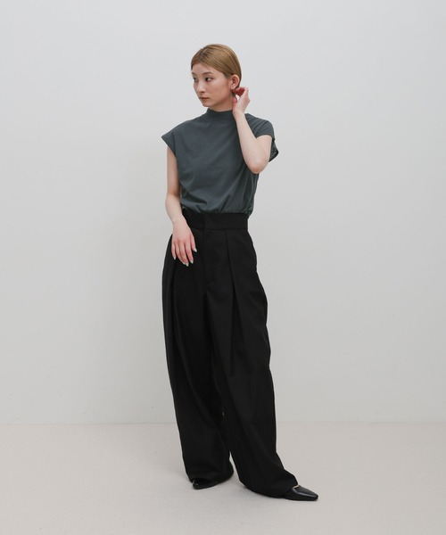 select MOCA（セレクトモカ）の「プチハイフレンチスリーブトップス（Tシャツ/カットソー・レディース・チャコールグレー/ブラック/アイボリー・FREE）」の11枚目の写真