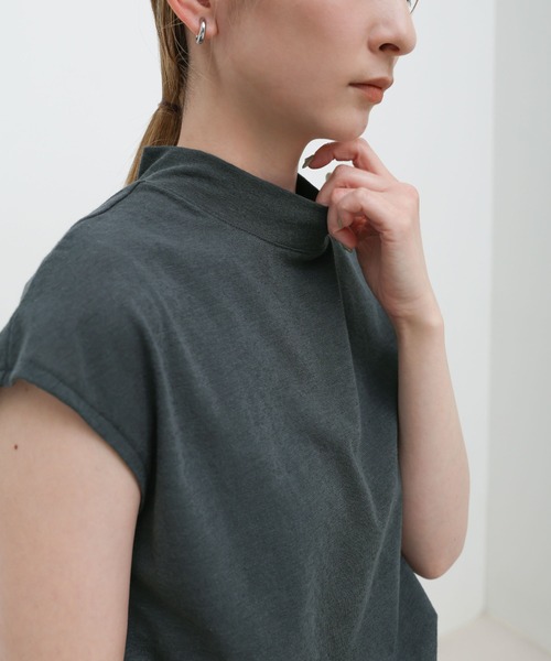 select MOCA（セレクトモカ）の「プチハイフレンチスリーブトップス（Tシャツ/カットソー・レディース・チャコールグレー/ブラック/アイボリー・FREE）」の12枚目の写真