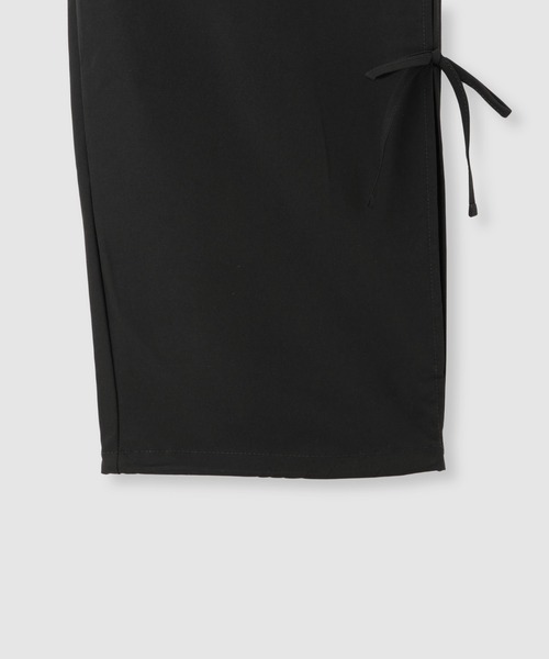 RICH MIX(リッチミックス)の「RICHMIX スリットリボン ロゴ刺繍 カーゴパンツ(カーゴパンツ・キッズ・ブラック・160cm/150cm/140cm/130cm)」の8枚目の写真