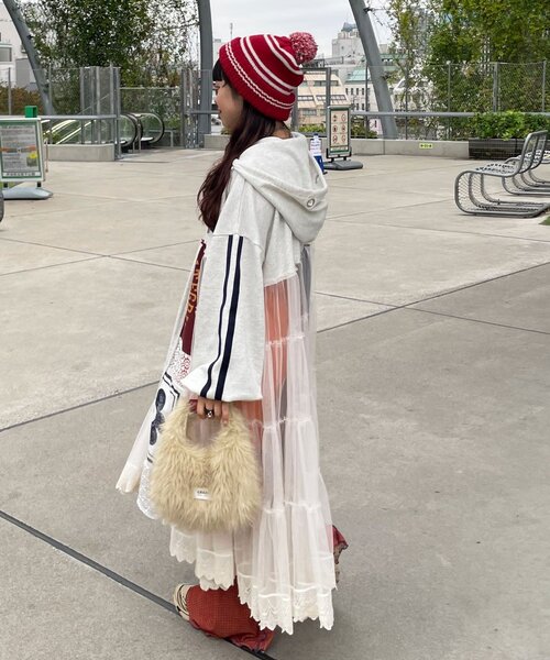 CIAOPANIC(チャオパニック)の「【ゆなまる企画】【HELLO.SANFRANCISCO/ハローサンフランシスコ】リメイクパーカーワンピース(ワンピース・レディース・オフホワイト/チャコールグレー・ONE SIZE)」の13枚目の写真