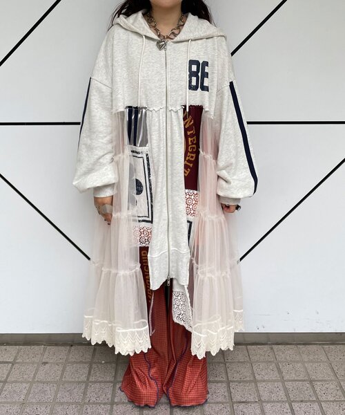 CIAOPANIC(チャオパニック)の「【ゆなまる企画】【HELLO.SANFRANCISCO/ハローサンフランシスコ】リメイクパーカーワンピース(ワンピース・レディース・オフホワイト/チャコールグレー・ONE SIZE)」の15枚目の写真