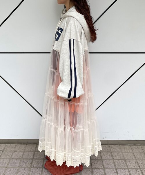 CIAOPANIC(チャオパニック)の「【ゆなまる企画】【HELLO.SANFRANCISCO/ハローサンフランシスコ】リメイクパーカーワンピース(ワンピース・レディース・オフホワイト/チャコールグレー・ONE SIZE)」の16枚目の写真