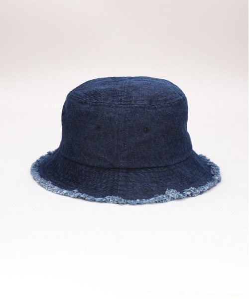 Right-on(ライトオン)の「HONEYSUCKLE ROSE フリンジバケットハット (綿100% / 折りたたみ可 / UV対策)(ハット・レディース・キナリ/ダークインディゴブルー/ブラック・フリー)」の7枚目の写真