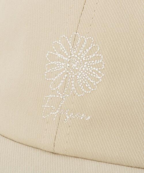 SHOO・LA・RUE（シューラルー）の「フラワー刺繍キャップ（キャップ・レディース・ブラック/ピンク/ライトベージュ・00）」の6枚目の写真