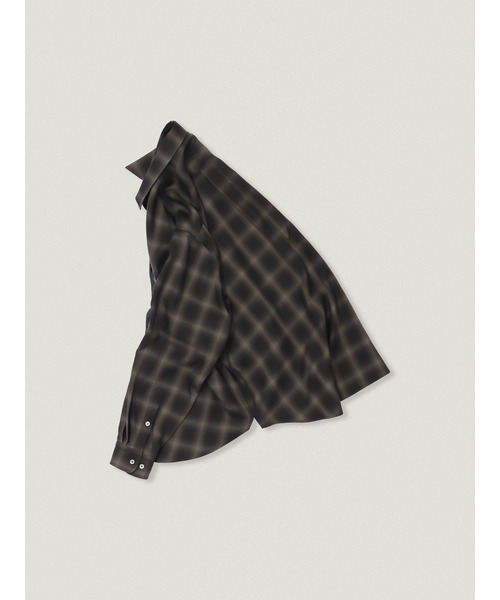 elephant TRIBAL fabrics(エレファントトライバルファブリックス)の「elephant TRIBAL fabrics Skipper Shirt【Ombre Check】(シャツ/ブラウス・メンズ・ブラウン/サックスブルー・2/1)」の3枚目の写真