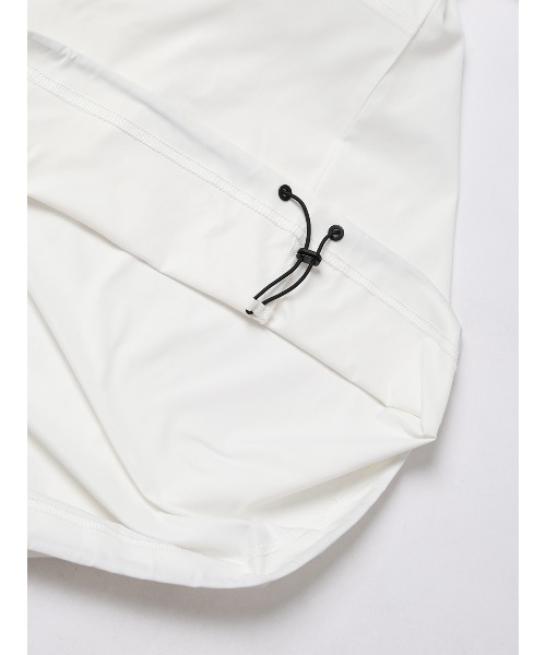 SUIT SQUARE（スーツスクエア）の「FLAT アウターTシャツ 半袖 ウォッシャブル ストレッチ 速乾 シルキーツイル 無地（テーラードジャケット・メンズ・ホワイト/ネイビー・S/M/L）」の13枚目の写真