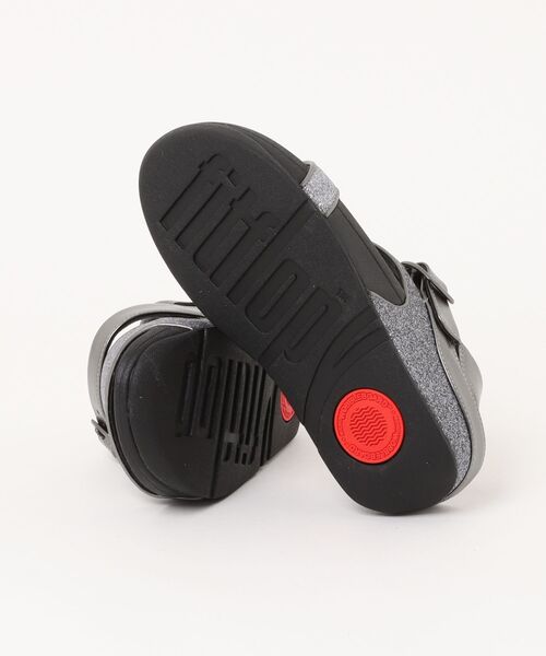 fitflop（フィットフロップ）の「SKINNY II GLITTERDUST Z-STRAP SANDALS / SKINNY II グリッターダスト Zストラップ サンダル（サンダル・レディース・ブラック×シルバー/ダークネイビー・US6/US7/US8/US5）」の12枚目の写真