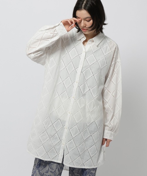 niko and...（ニコアンド）の「刺繍チュニックシャツワンピース（チュニック・レディース・ブラック/ブルー/オフホワイト・FREE）」の7枚目の写真