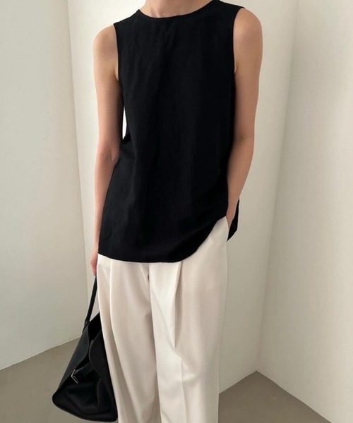 meJane（ミージェーン）の「バックシャンデザイン ノースリーブトップス（タンクトップ・レディース・グレイッシュベージュ/ブラック/ホワイト・FREE）」の8枚目の写真